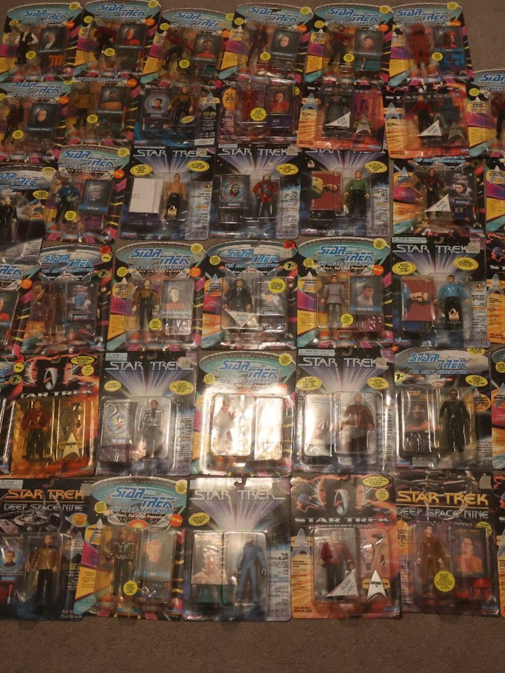 STAR TREK Playmates Lot of 41 NIB/MOC TNG Generations Holodeck 7th Season - B